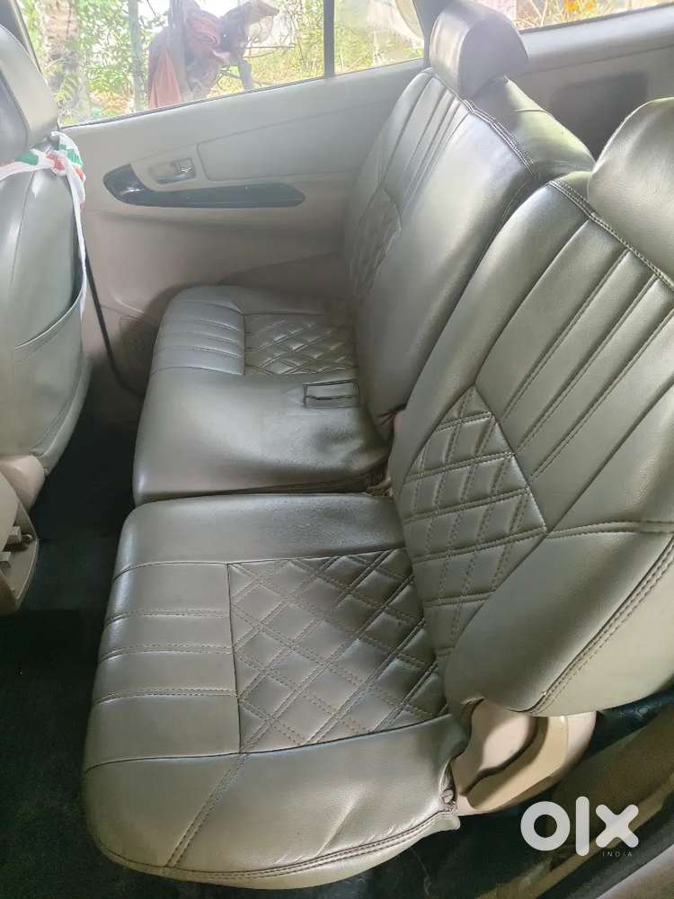 Toyota Innova 2009 Diesel Good Condition
Insurance:new
Tyres:80%