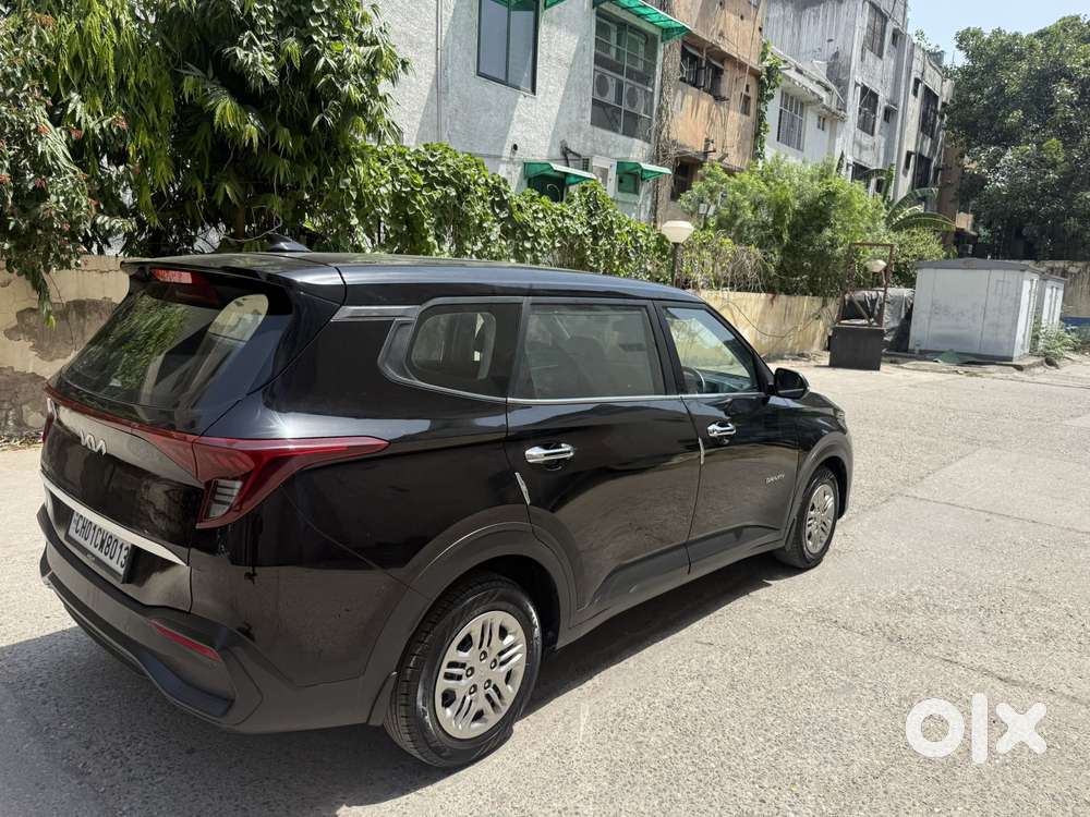 Kia Carens G1.5 6mt Gravity, 2024, Petrol