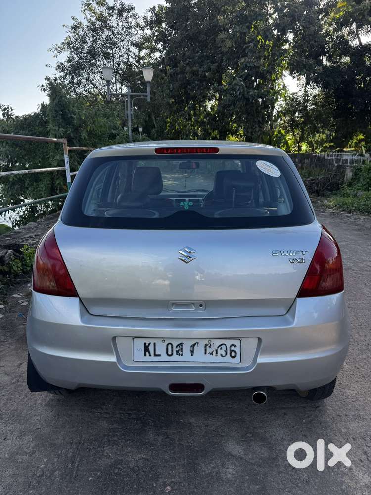 Maruti Suzuki Swift Vxi Optional, 2006, Petrol