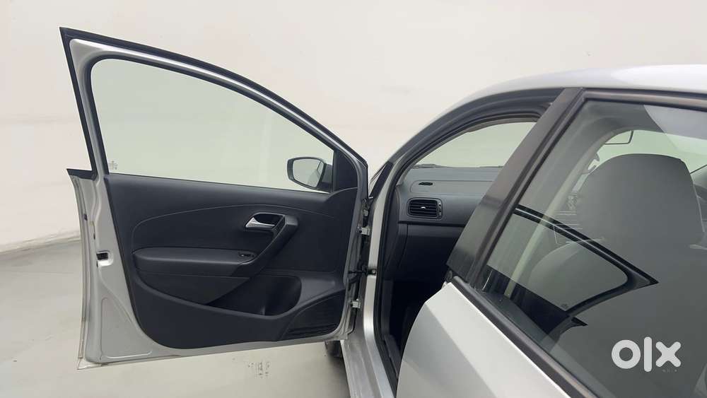 Volkswagen Polo Petrol Comfortline 1.2l, 2017, Petrol