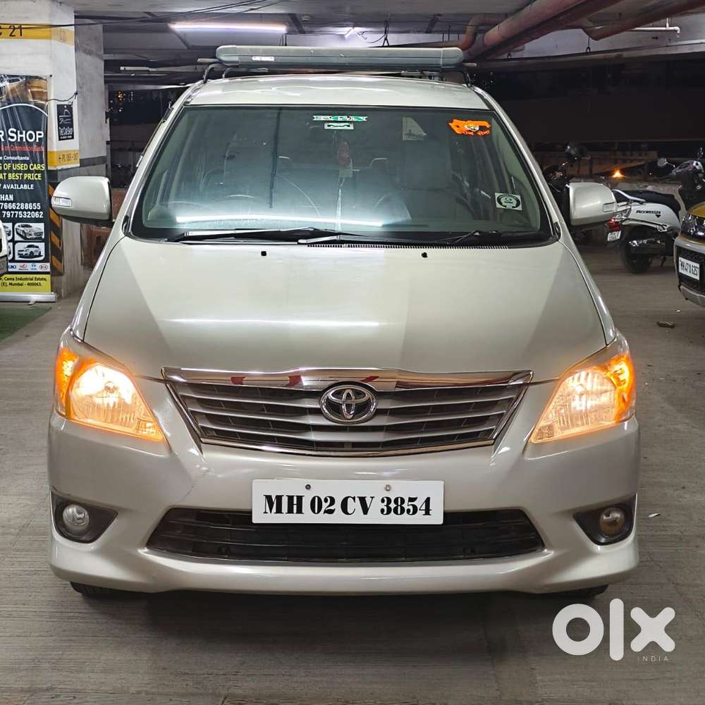 Toyota Innova 2.5 G (diesel) 8 Seater Bs Iv, 2012, Diesel