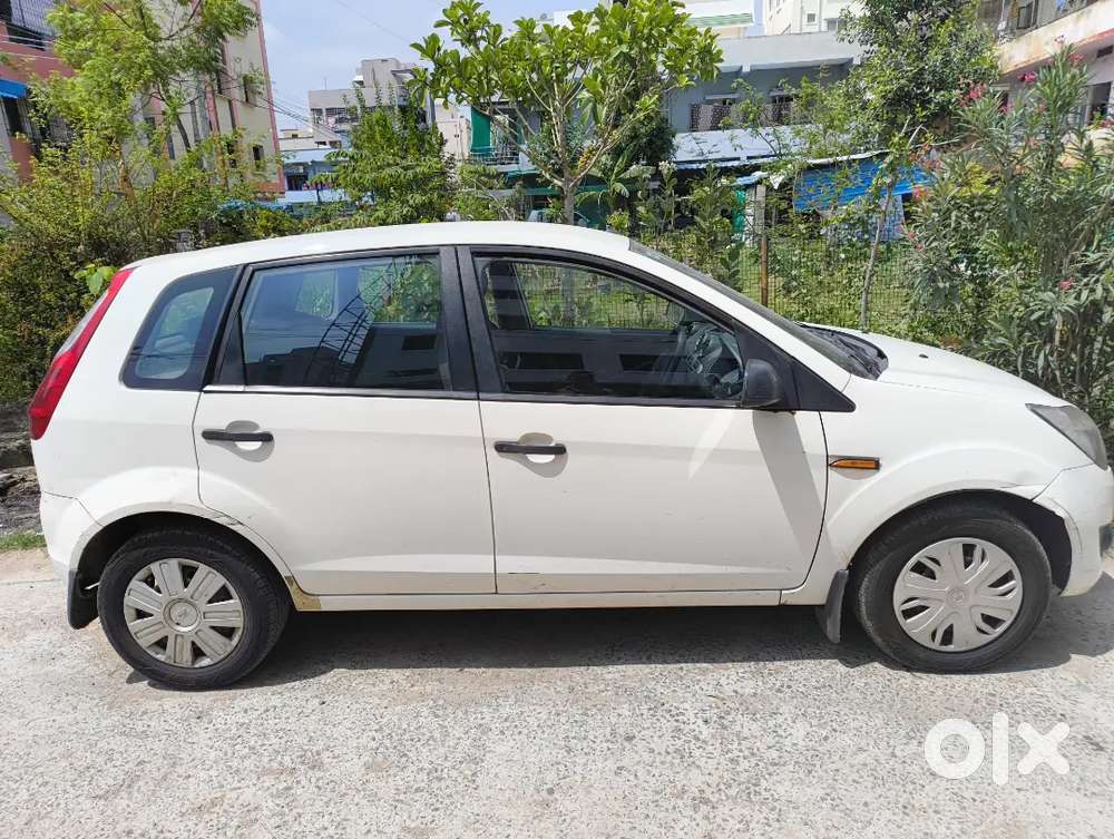 Ford Figo 1.2 Petrol 2012