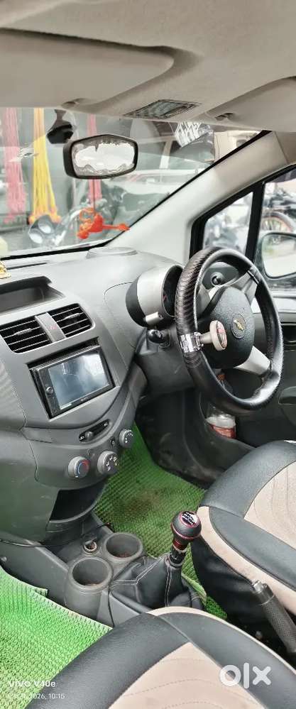 Chevrolet Beat Petrol 2014 Year