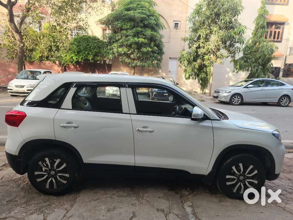 2021 Breeza Cng On Paper, Bs-vi , I St Owner