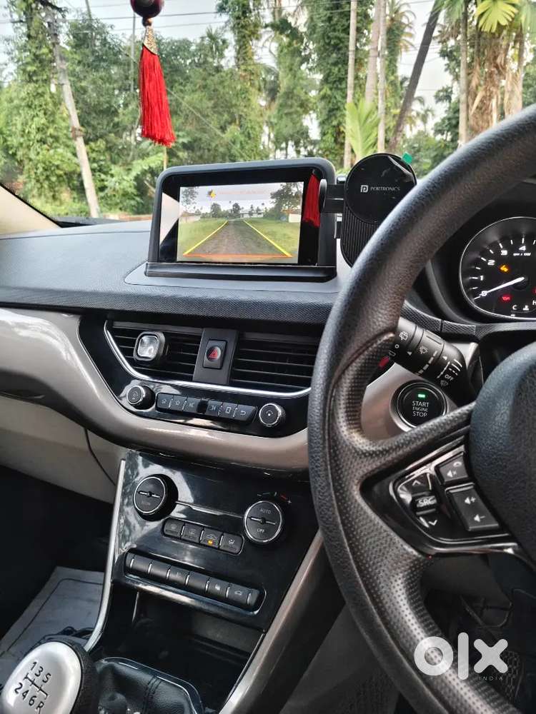 Tata Nexon 2018 Diesel Full Option 20+kmpl  Mileage 2019 July Regn.