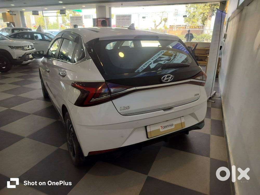 Hyundai I20 2009-2011 1.4 Asta (at), 2021, Petrol