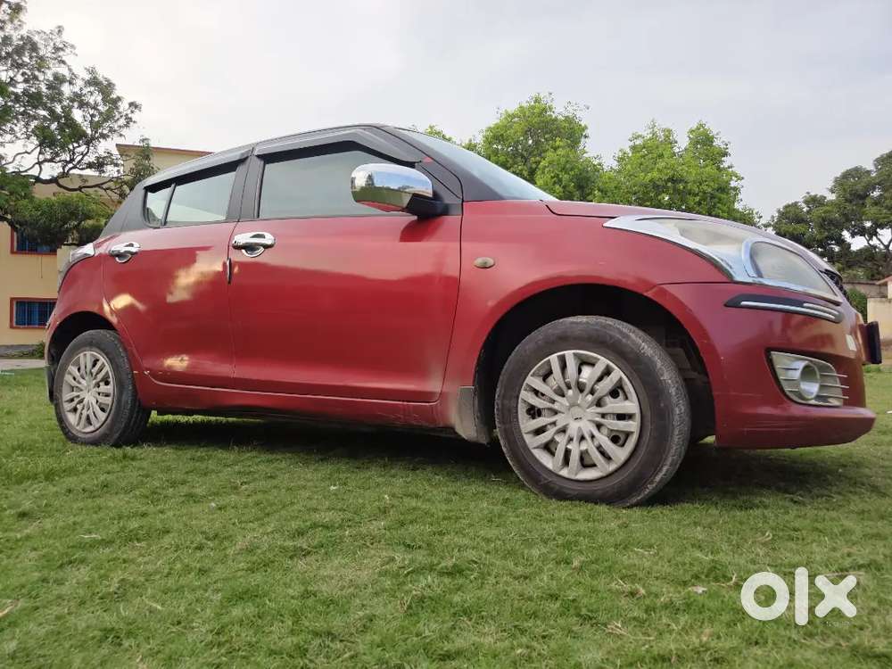 Maruti Suzuki Swift Lxi 2012
