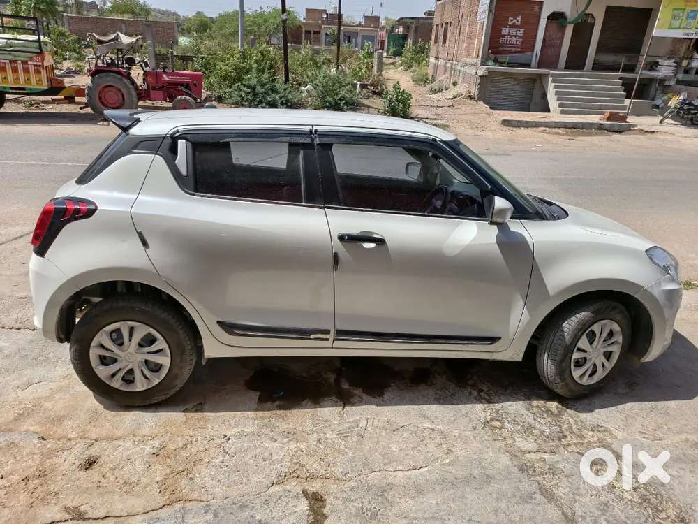 Maruti Suzuki Swift 2020 Petrol 61500 Km Driven