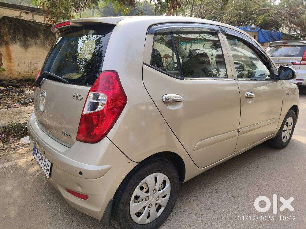 Hyundai I10 Sportz At, 2012, Petrol