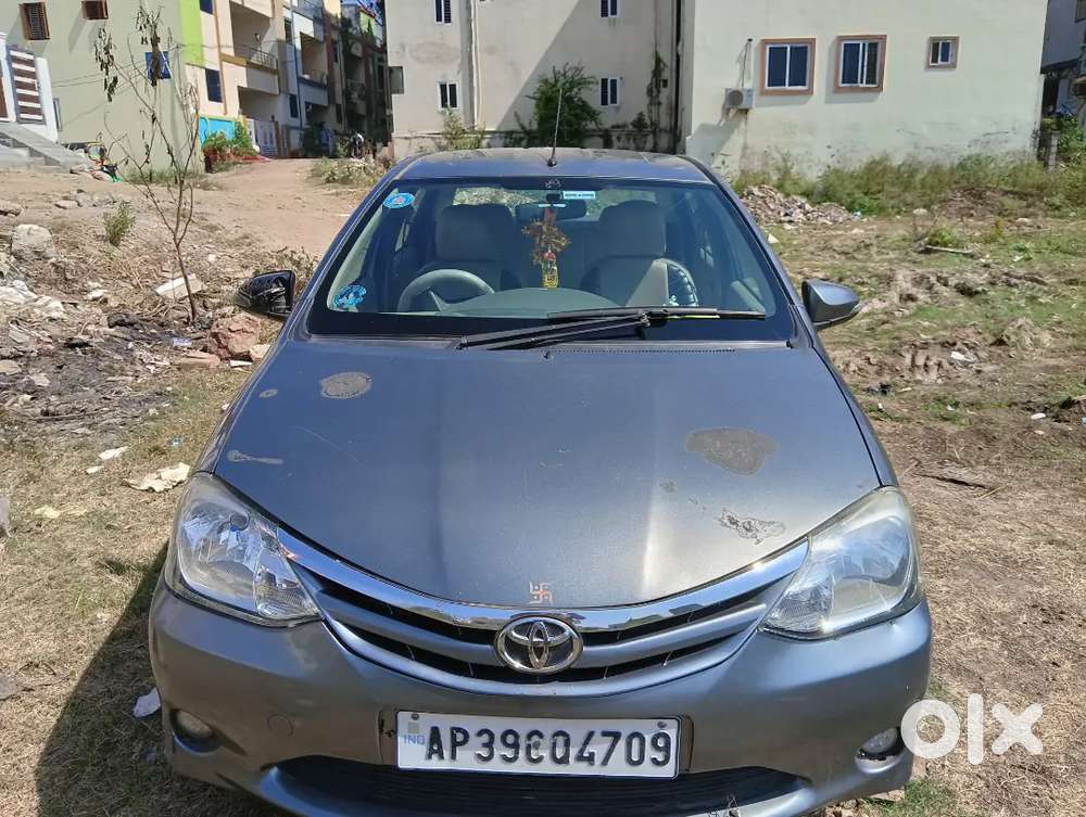 Toyota Etios 2013 Diesel 272000 Km Driven