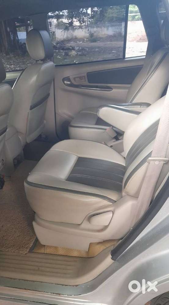 Toyota Innova 2.5 G (diesel) 7 Seater, 2012, Diesel