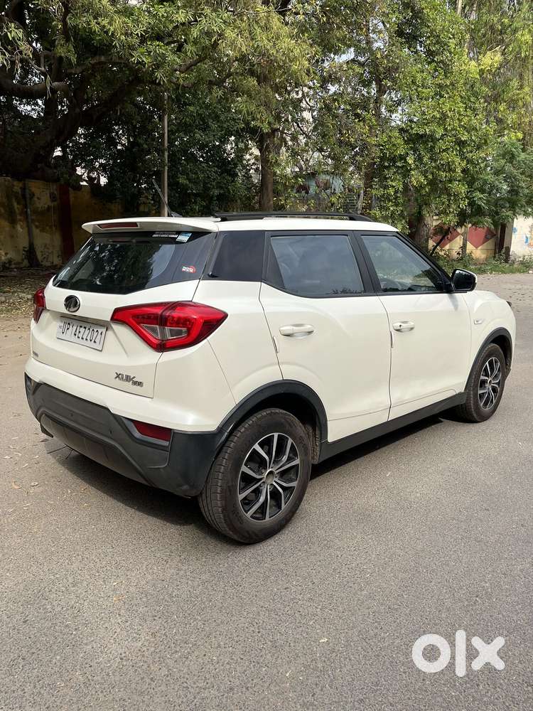 Mahindra Xuv300 1.2 W6 Amt Petrol, 2022, Petrol
