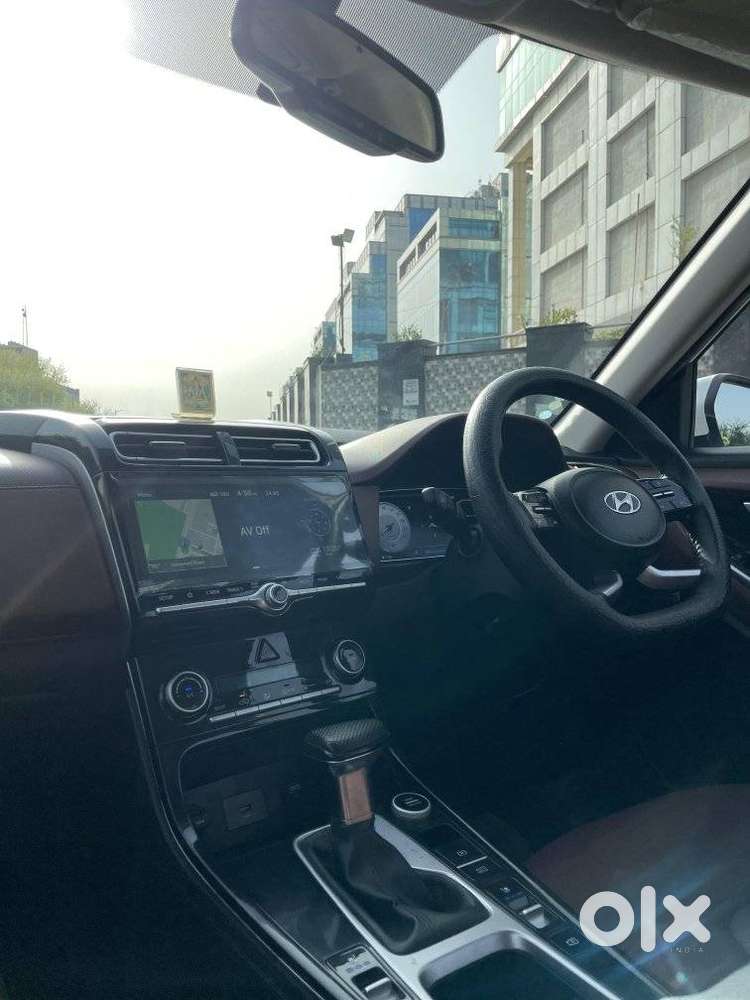 Hyundai Alcazar 2.0 Signature (o) Petrol At 6 Str, 2024, Petrol