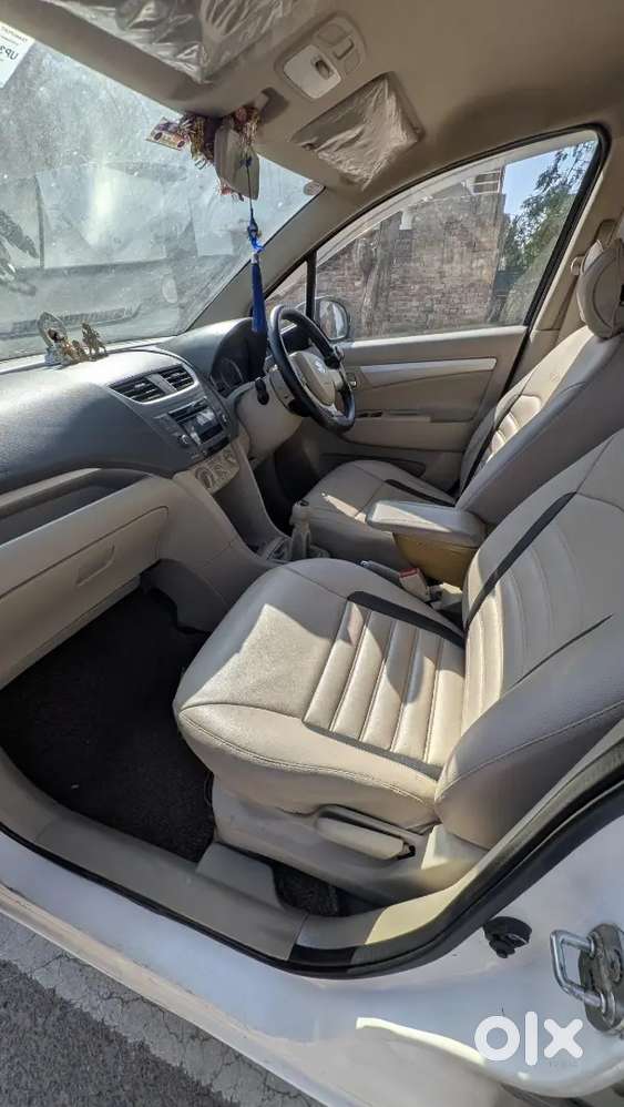 Maruti Suzuki Ertiga 2015 Petrol 96000 Km Driven-excellent Condition