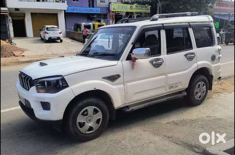Mahindra Scorpio Classic 2015 Diesel 2.2 Mt 9 Str