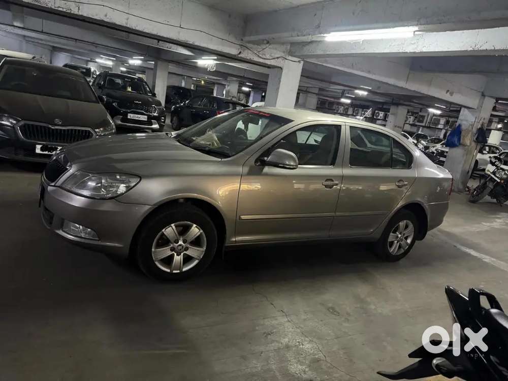 Skoda Laura 2.0 Ambition 2013