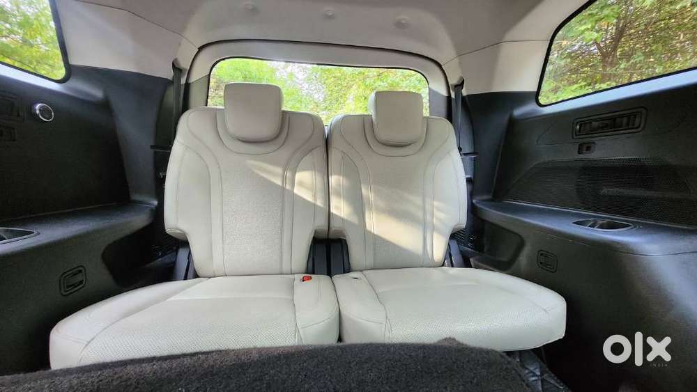 Mahindra Xuv700 2.0 Ax 7 Petrol At Str, 2021, Petrol