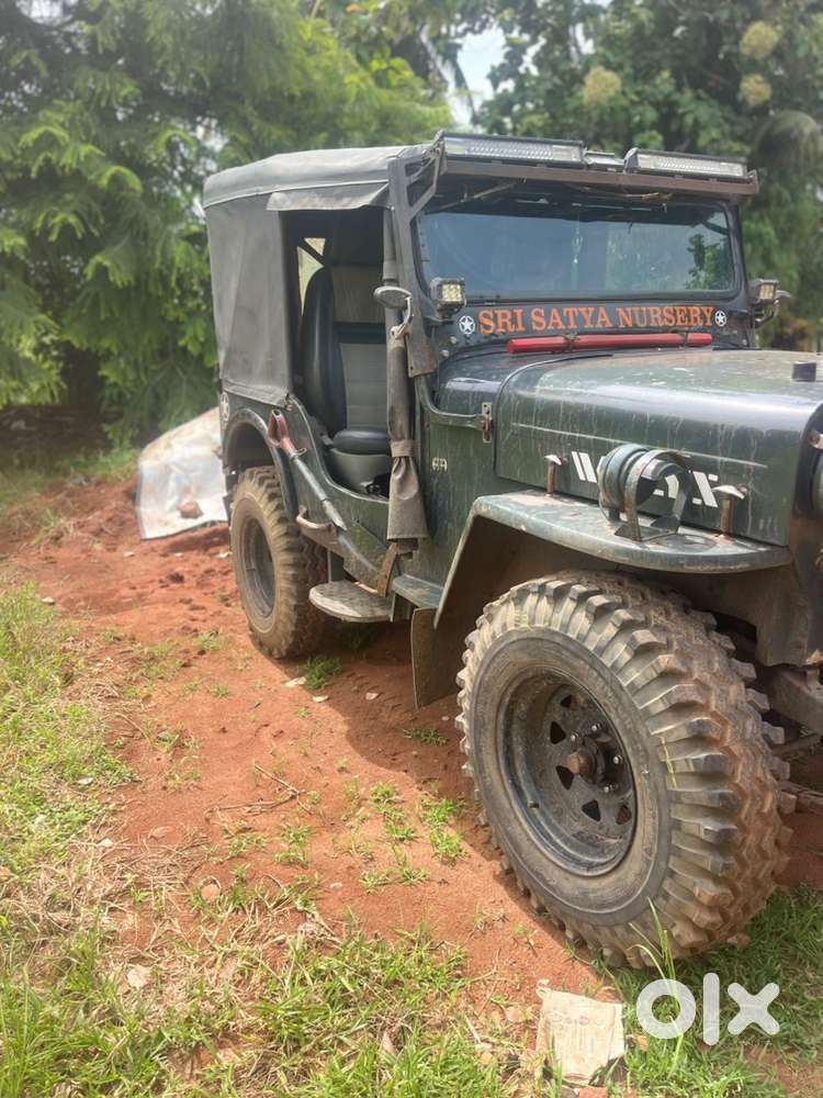 Mahindra Jeep 1985