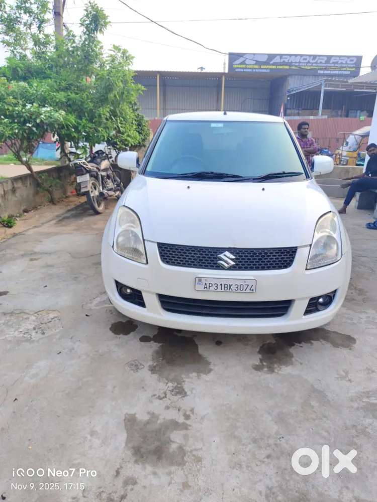 Maruti Suzuki Swift 2010zxi Valide-10-11-2030
