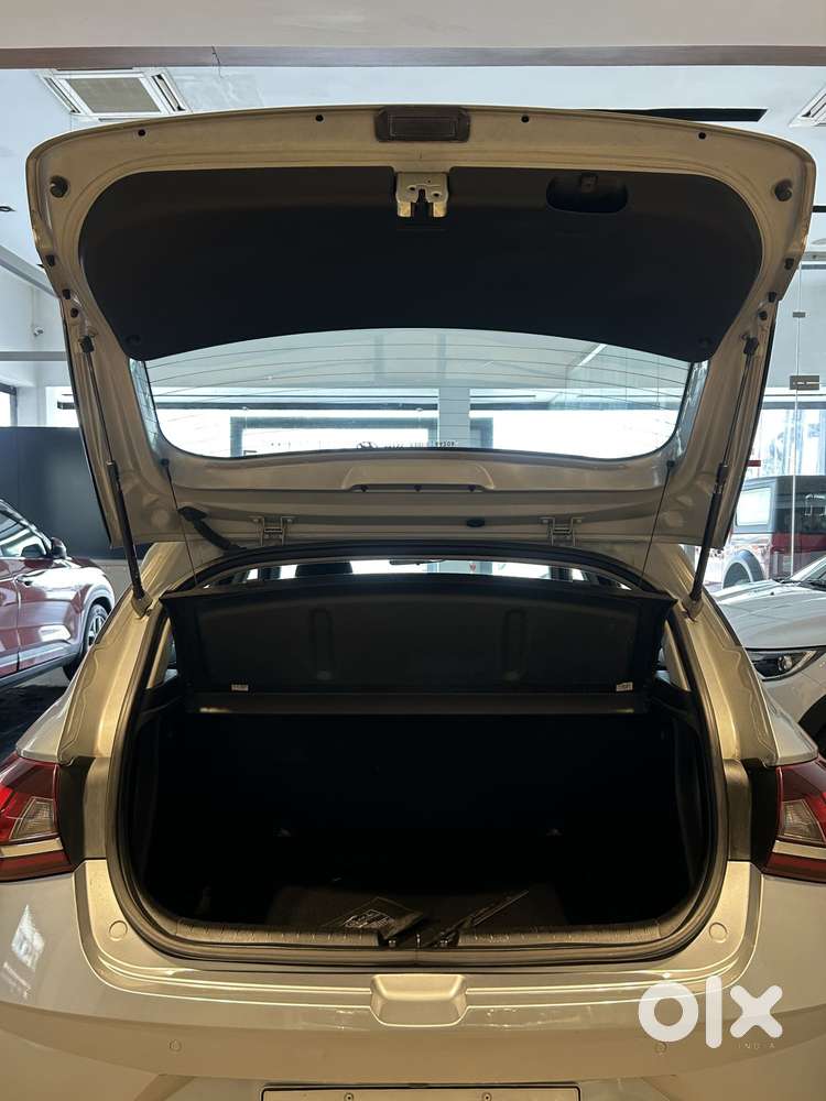 Hyundai I20 Sportz 1.2 Ivt, 2023, Petrol