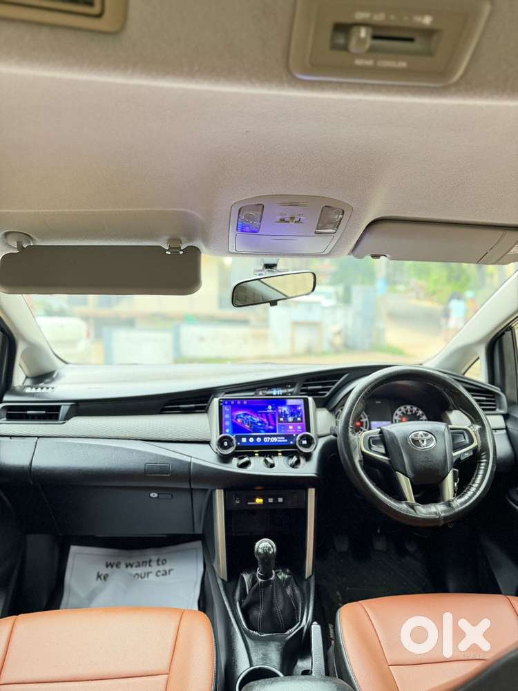 Toyota Innova Crysta 2.4 G Mt 7 Str, 2016, Diesel