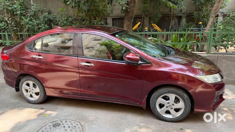 2015 Honda City V I-vtec Petrol Mt  23,000 Km 1st Owner  Excellent