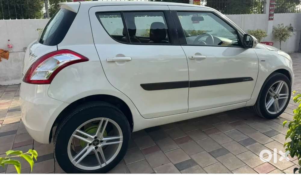 Govt. Employ Totally Running Car.