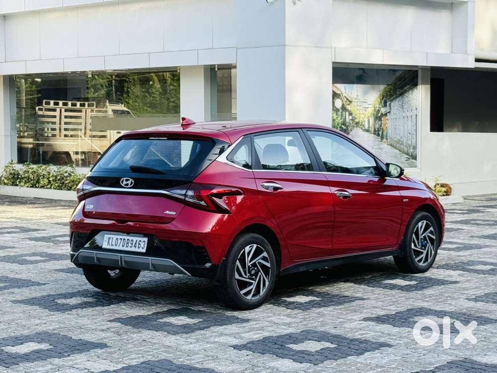 Hyundai New I20 1.2 Asta (o) Ivt, 2023, Petrol