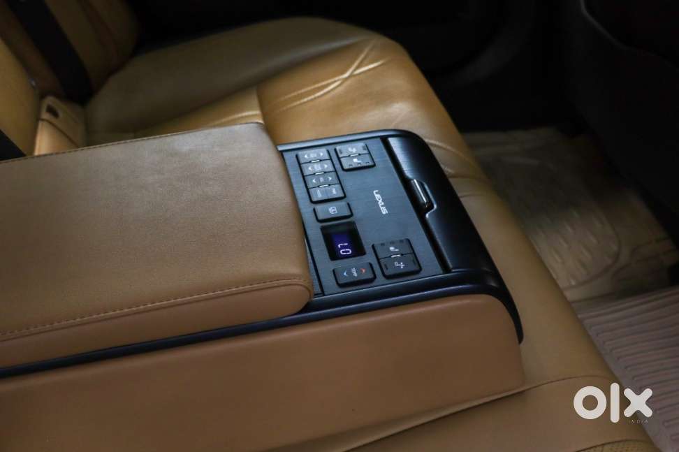 Lexus Es 300h Luxury, 2021, Cng & Hybrids