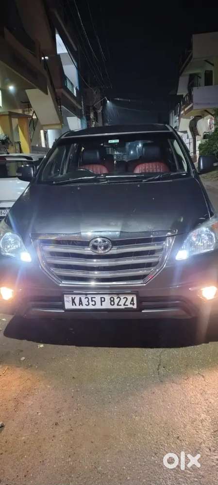 Toyota Innova 2015 Diesel Well Maintained