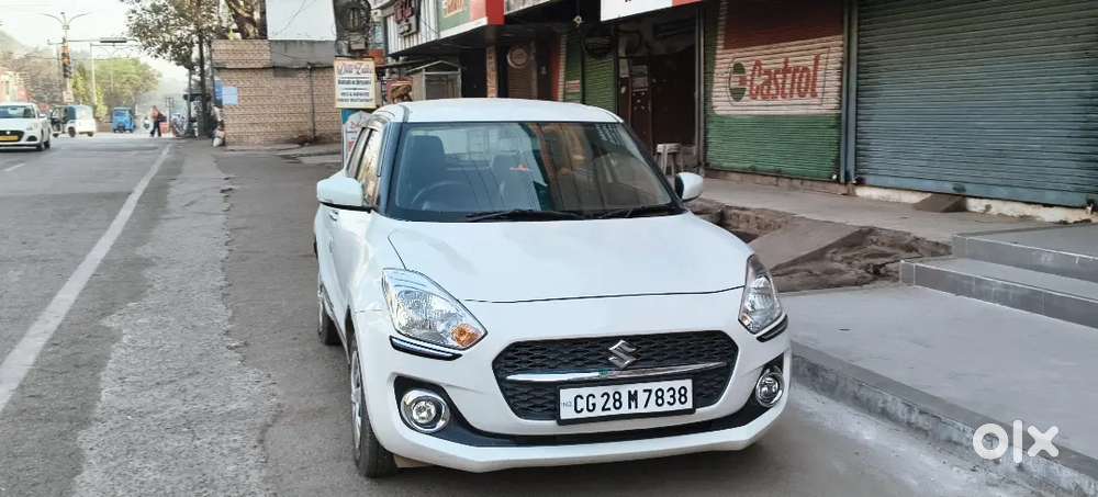 Maruti Suzuki Swift 2022 Petrol 76000 Km Driven