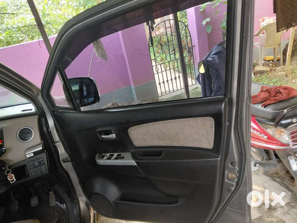 Maruti Suzuki Wagon R 2015 Petrol Well Maintained