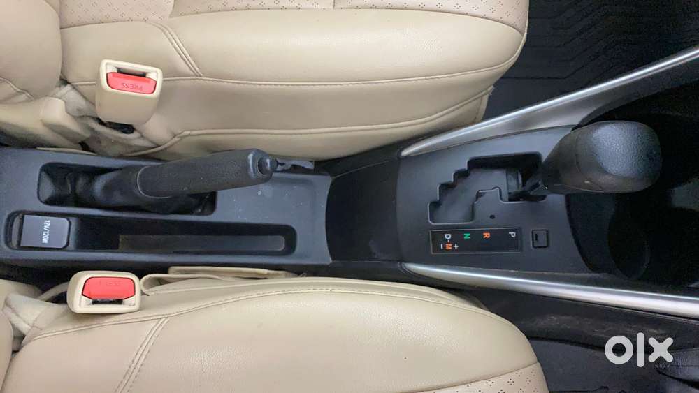 Toyota Yaris J Cvt, 2020, Petrol