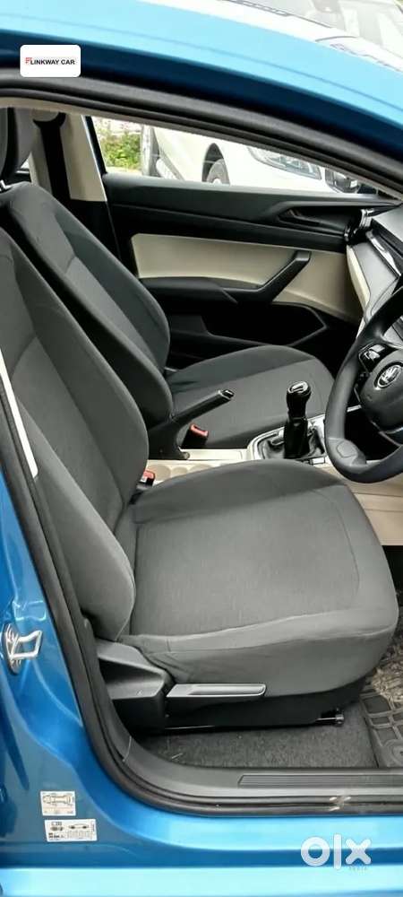 Skoda Slavia Active 1.0l Tsi Mt, 2022, Petrol