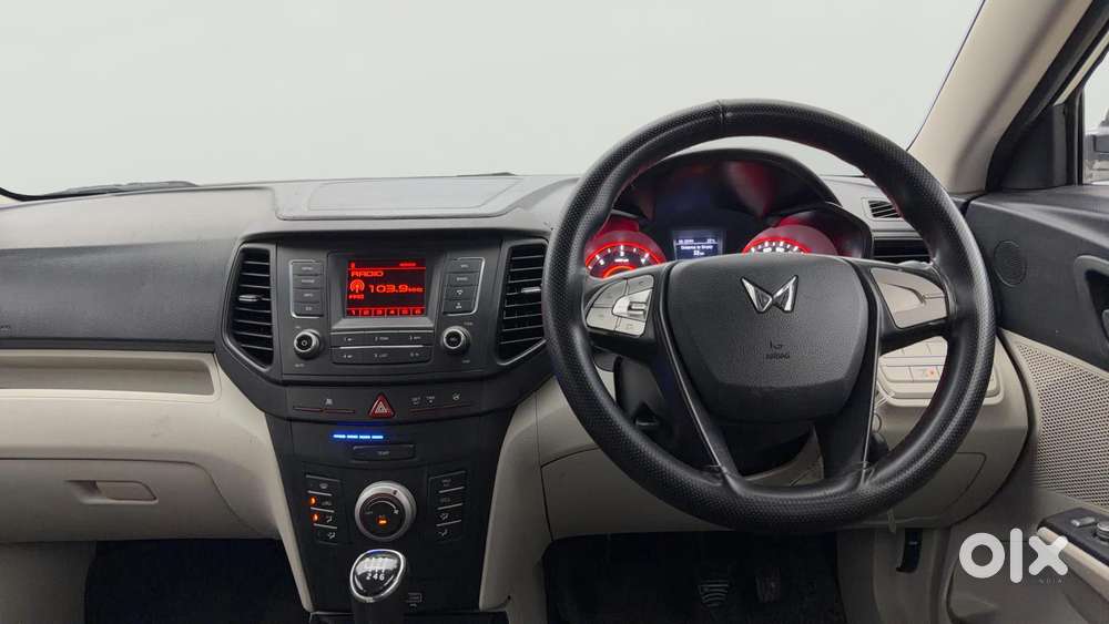 Mahindra Xuv300 W8 Diesel, 2023, Diesel