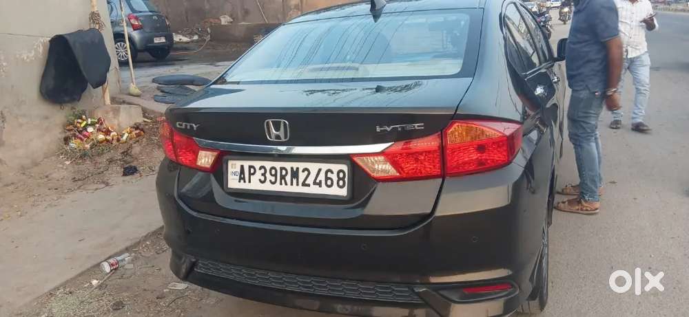 Honda City 1.5 V Mt (i-vtec) Petrol 2022