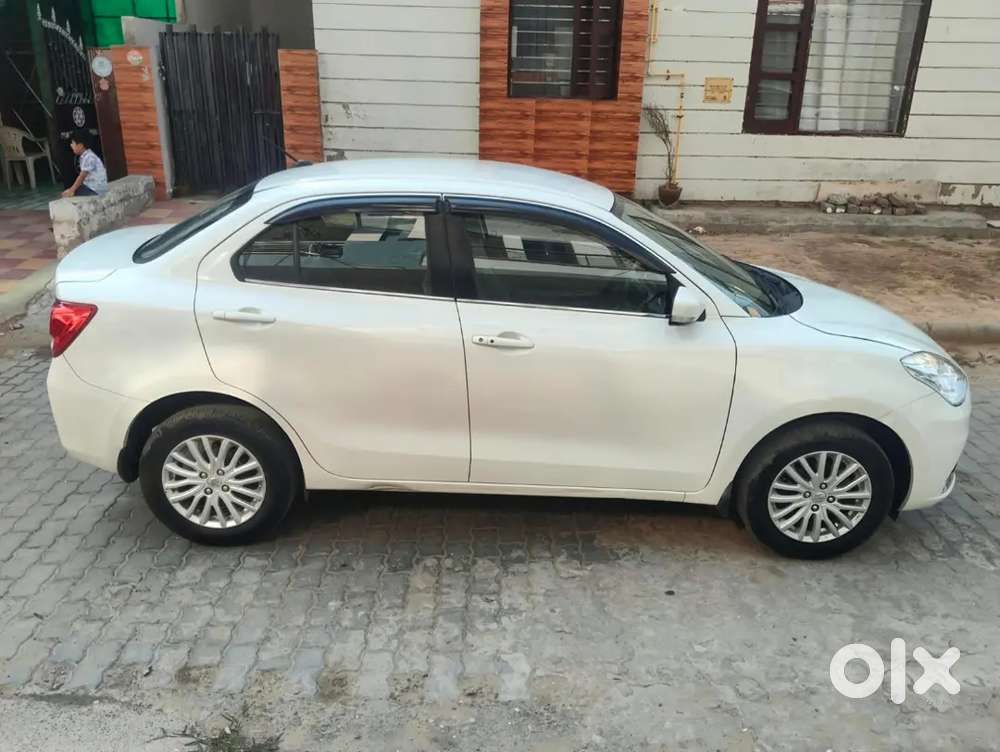 Swift Dezire Zxi 2024 Model In Good Condition