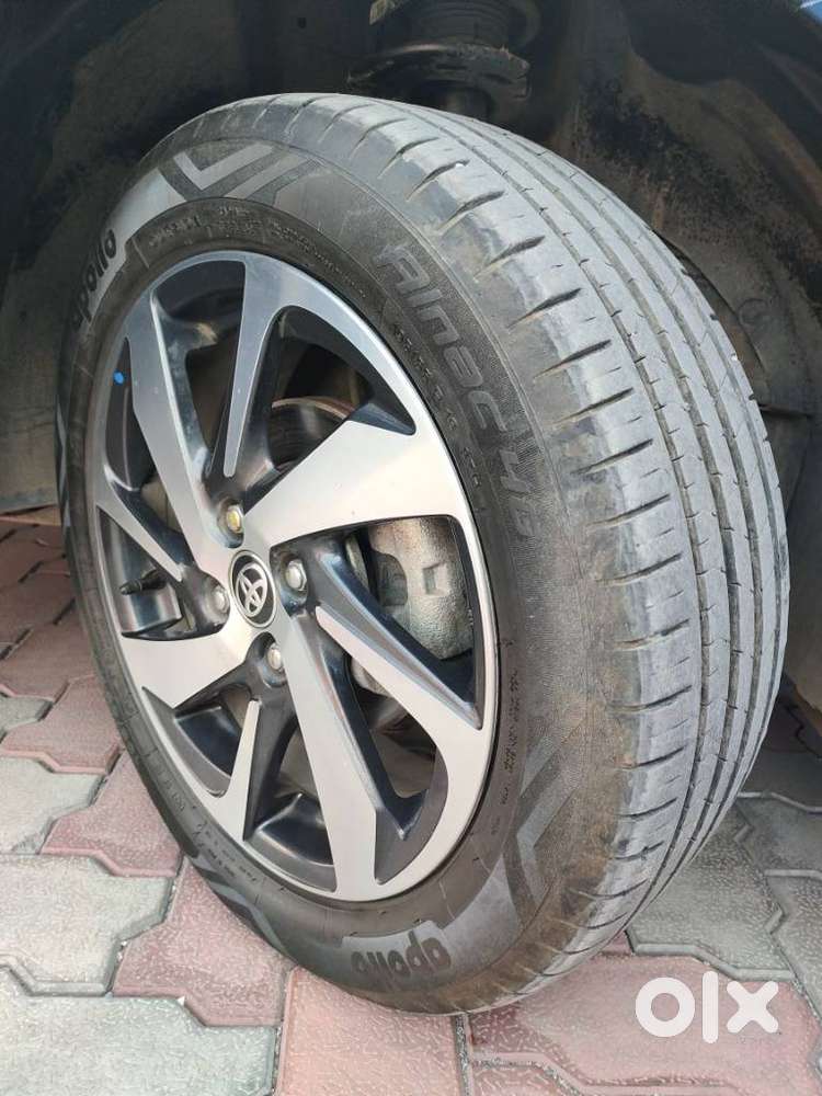 Toyota Glanza, 2023, Petrol