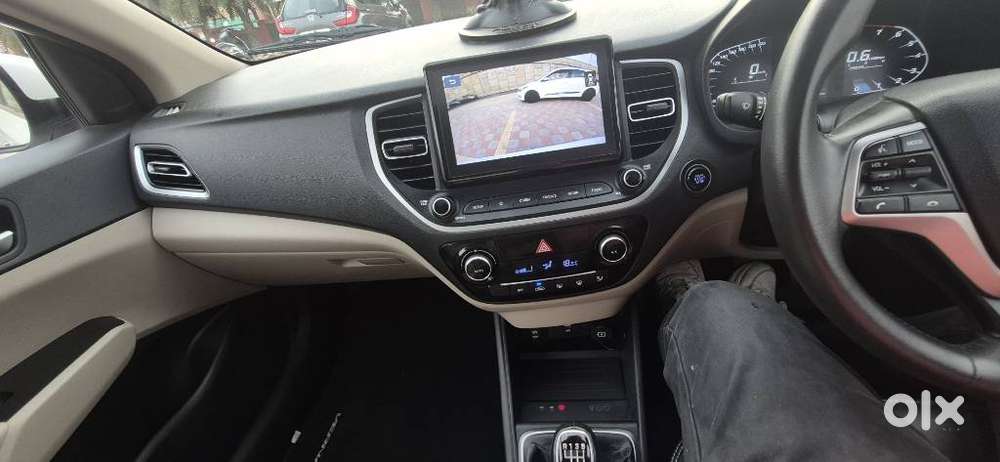 Hyundai Verna 1.5 Sx (o) Petrol Mt, 2022, Petrol