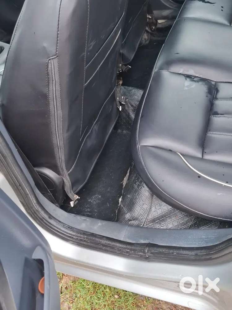 Ford Fiesta 1.5 Ambiente Petrol 2013