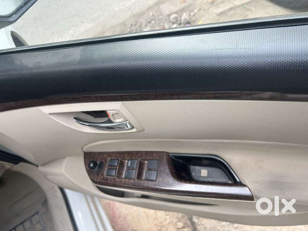 Maruti Suzuki Swift Dzire 1.3 Vxi, 2017, Petrol