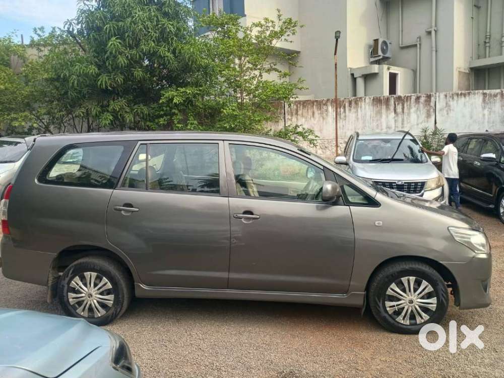 Toyota Innova 2.5 G (diesel) 7 Seater, 2012, Diesel