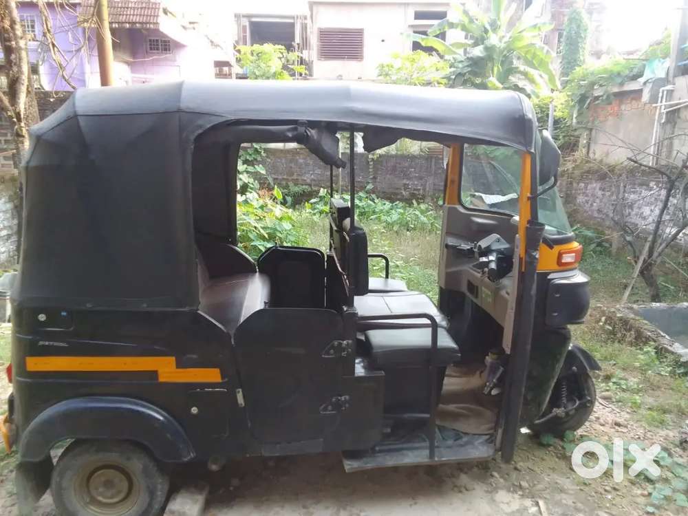 Bajaj Auto Rickshaw