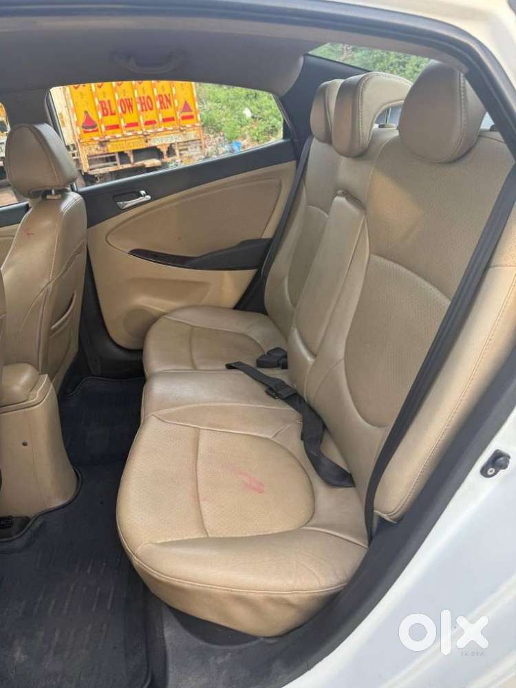 Hyundai Verna Fluidic 1.6 Crdi Sx, 2011, Petrol