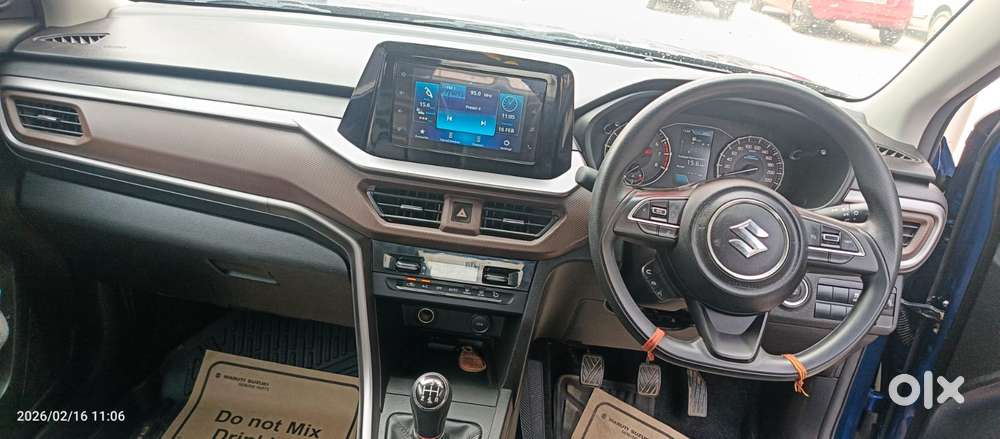 Maruti Suzuki Brezza 1.5 Zxi Smart Hybrid, 2022, Petrol