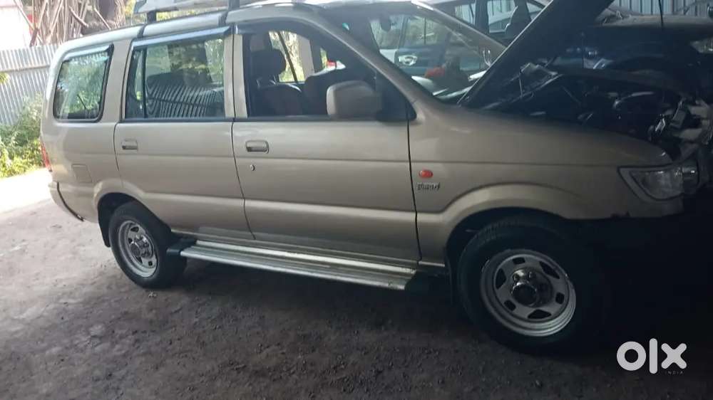 Chevrolet Tavera Neo 2006