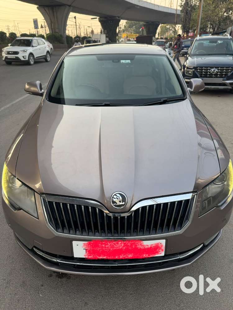Skoda Superb 2.0 Elegance Tdi Cr At