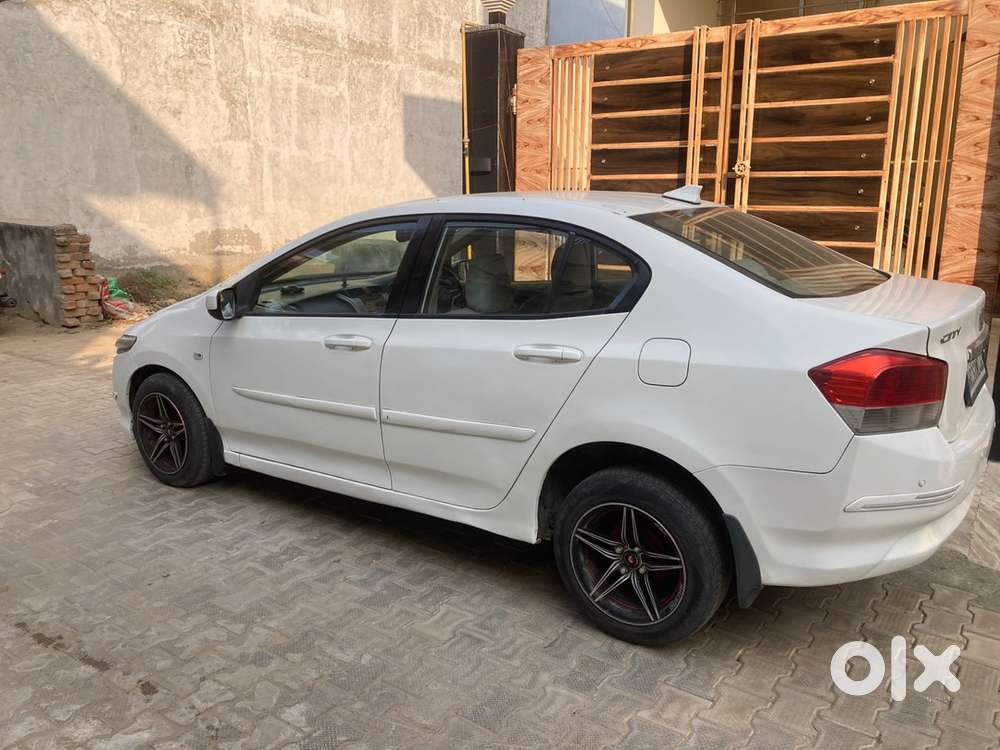 Honda City 2011 Cng Well Maintained