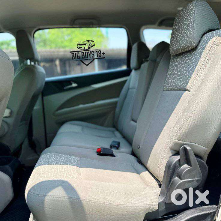 Mahindra Marazzo 1.5 M6 Plus 7 Str, 2022, Diesel