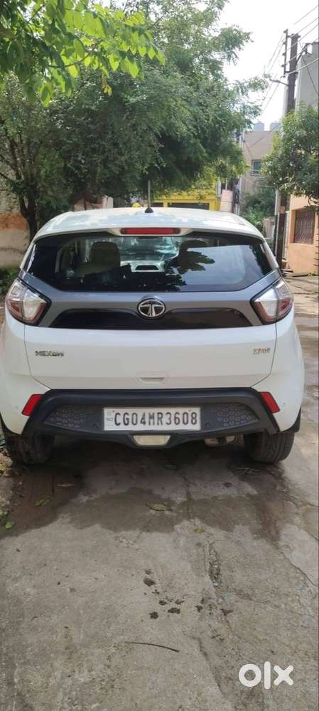 Nexon Amt 2019 Petrol